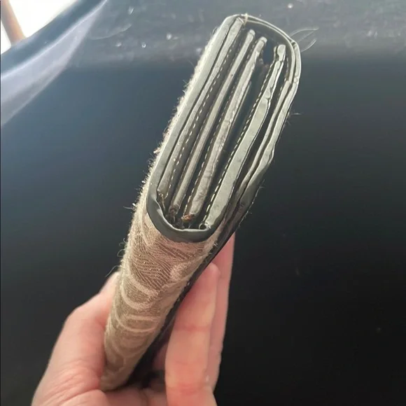 Pinky and Dianne Brown Monogram Wallet - Picture 9 of 11